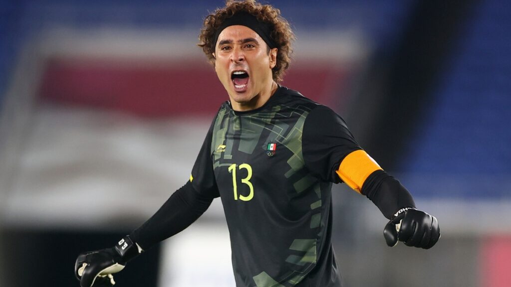 2010MisterChip's tweet photo. #OJOALDATO - @yosoy8a ha ganado la Copa Oro en sus últimas 5 participaciones en el torneo (2009, 2011, 2015, 2019 y 2023).

No estuvo en 2013, ni en 2017, ni en 2021, que son las 3 últimas ediciones en las que el campeón fue Estados Unidos.

Ochoa sólo ha JUGADO UNA VEZ la Copa Oro sin ganarla (disputó 1 partido en la edición de 2007 en la que USA terminó levantando el título).