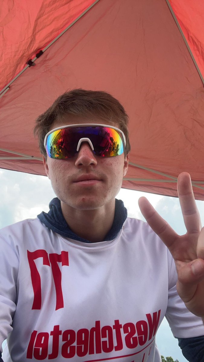 Summer time deuces✌️