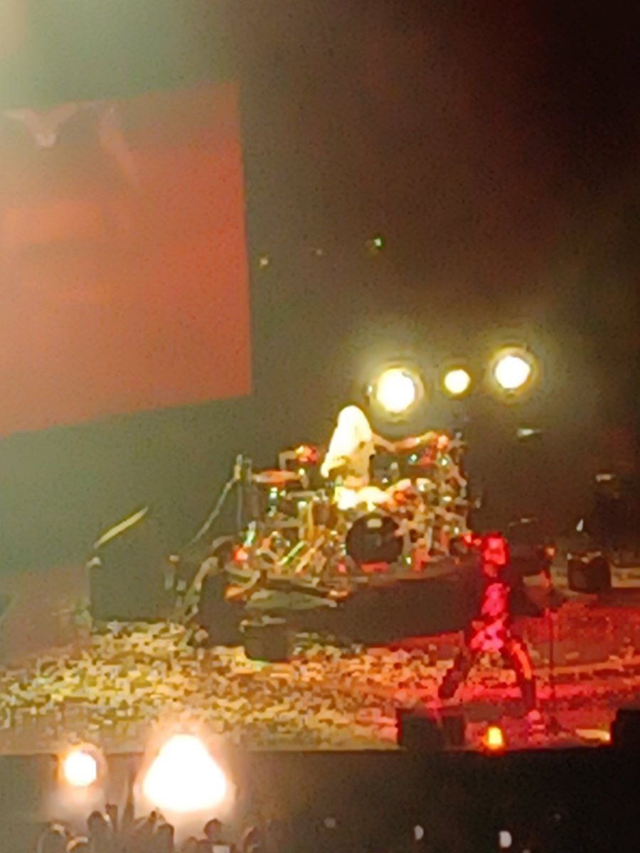 RealDealManOf's tweet photo. Travis Barker just played a song with a towel covering his face! @1029thebuzz https://t.co/JLrfGrO27I
