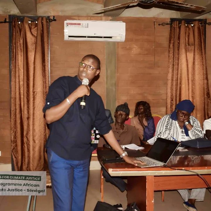 senegalayc's tweet photo. Le changement climatique est du au comportement de l'humain.
Un Atelier de Plaidoyer Sensibilisation et de renforcement de capacité à été à #saintlouis #senegal
#AACJSN #ClimateJustice #climateaction
@aacjinaction, @DutchMFA, @NLinSenegal, @AYCommission, @aacjsenegal #aycsn https://t.co/KnTLEz32YP