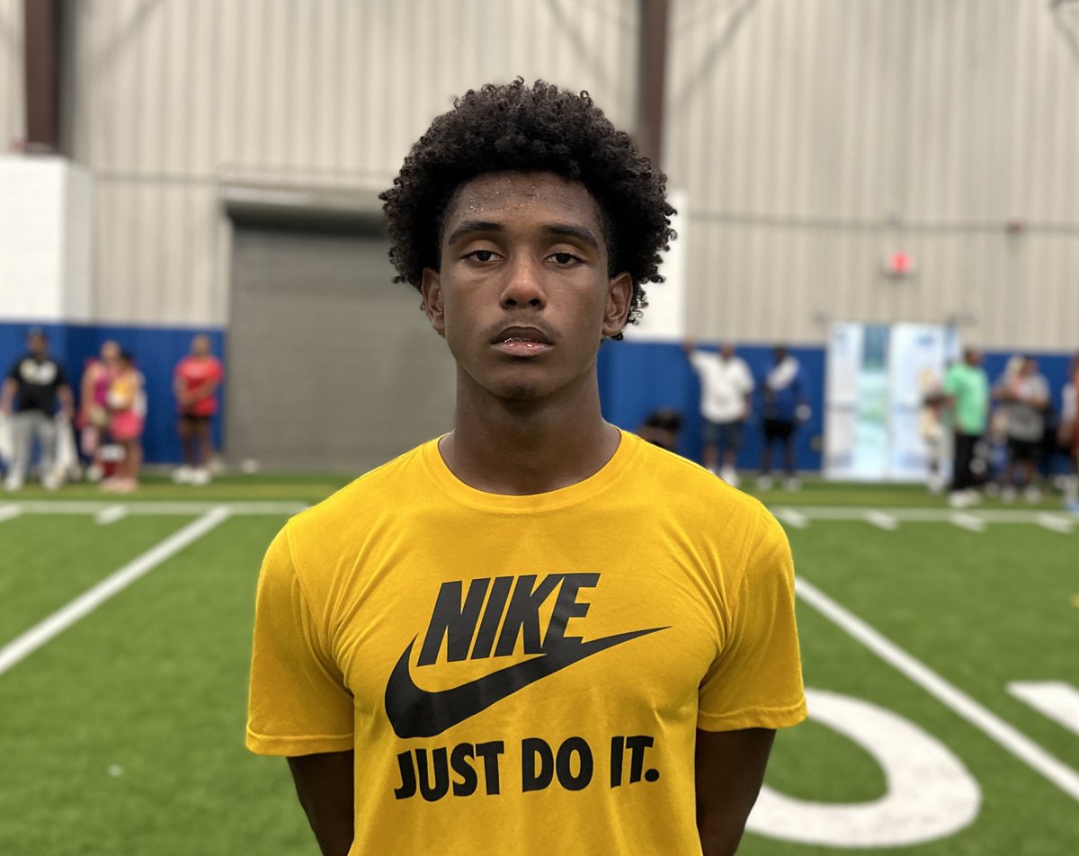 TimVerghese's tweet photo. 2026 Clear Springs QB Kaleb Maryland is gearing up to take over as QB1 for the Chargers this fall 

Exciting prospect with his arm and his legs. Showed the ability to deliver at all three levels with accuracy and touch. Still a work in progress but the early tools are exciting https://t.co/dK9dFPABfT
