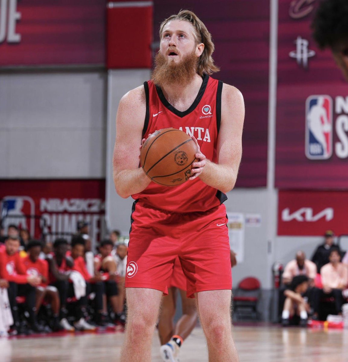 Tar Heels in the Pros tweet media