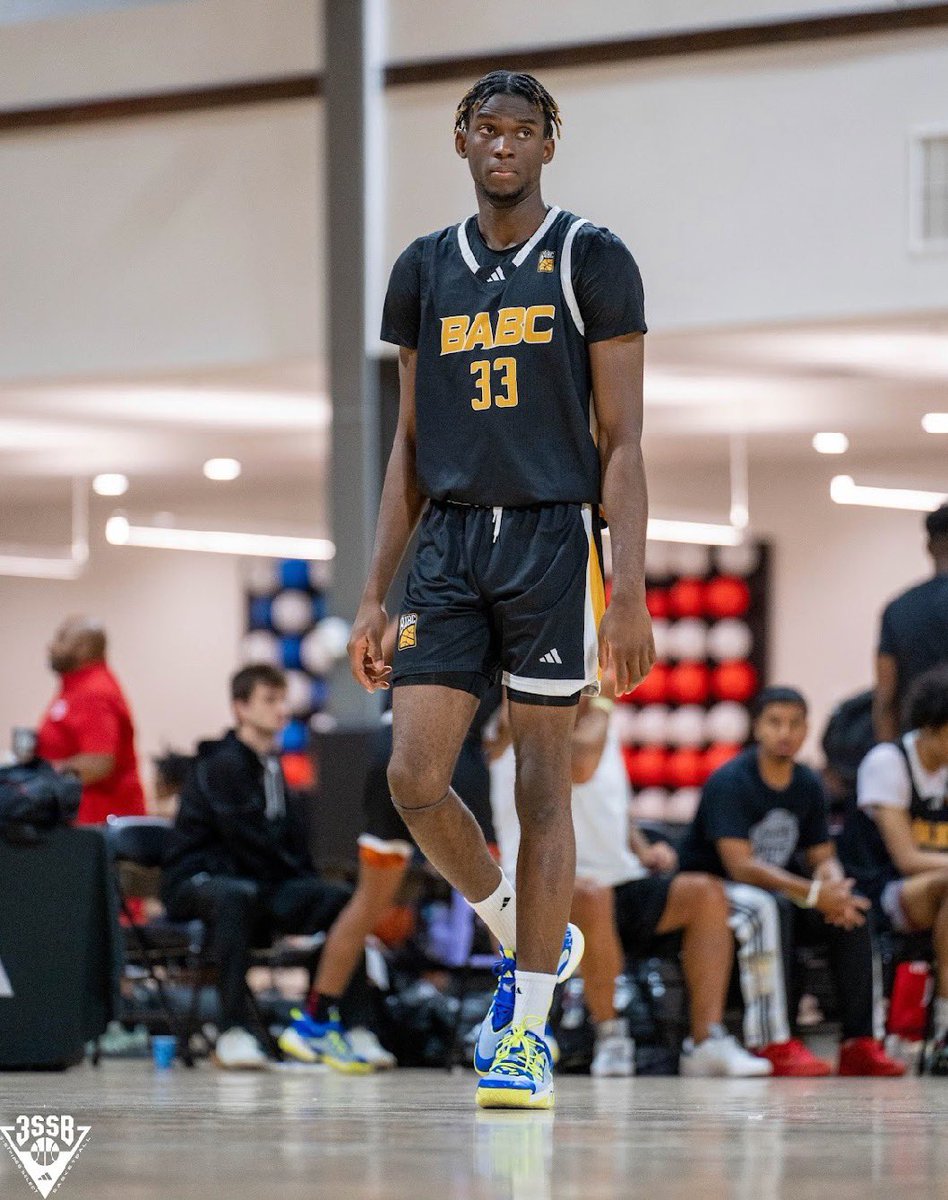 Team New England Basketball Club (@tnebballclub) on Twitter photo 2025 6’10” <a href="/PSAhoops/">Putnam Science MBB</a> C “Big O” went to work at <a href="/uc_championship/">Ultimate Club Championship</a> going 4-1 w/his <a href="/thebabc/">BABC™</a> crew. The 4⭐️ showed glimpses of greatness including a 20pt/11reb/4blk performance this am.
Been here a little over a year & is now one of the best bigs in the 🇺🇸 in his class🙌🏾 2025 6’10” <a href="/PSAhoops/">Putnam Science MBB</a> C “Big O” went to work at <a href="/uc_championship/">Ultimate Club Championship</a> going 4-1 w/his <a href="/thebabc/">BABC™</a> crew. The 4⭐️ showed glimpses of greatness including a 20pt/11reb/4blk performance this am.
Been here a little over a year & is now one of the best bigs in the 🇺🇸 in his class🙌🏾