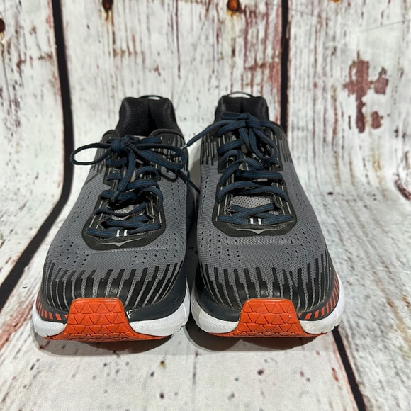 rosegoldrivet's tweet photo. So good I had to share! Check out all the items I'm loving on @Poshmarkapp #poshmark #fashion #style #shopmycloset #reef #hoka #coach: https://t.co/yZg5S0V9tk https://t.co/2ltQdcSZHX