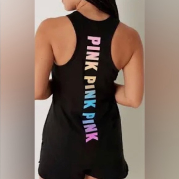 willowsfinds's tweet photo. So good I had to share! Check out all the items I'm loving on @Poshmarkapp from @packsmack1 #poshmark #fashion #style #shopmycloset #freepeople #pinkvictoriassecret #anthropologie: https://t.co/aywvpXBGC9 https://t.co/jWeed9kDHo