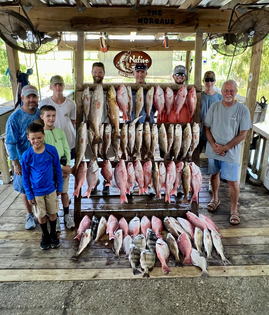 JGriff97's tweet photo. Day 2- 69 fish, 3 boats, 9 fisherman, snapper limits, almost redfish limit…love this place and these guides. Great time with family for the past two days and thankful God blessed us with more than fellowship! #Memories @CalebGriffis4 @joshuagriffis https://t.co/0RuB0DB5ah