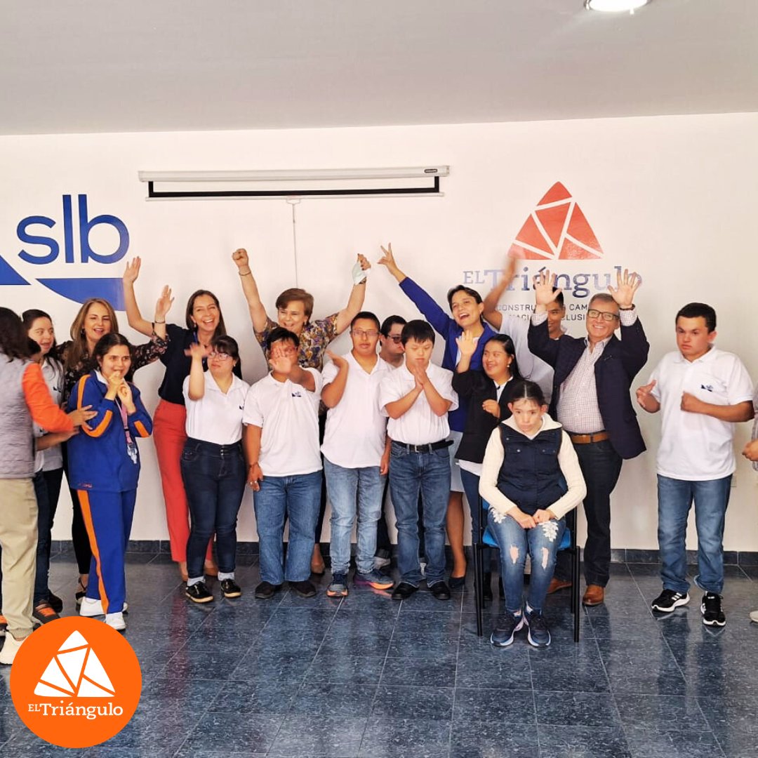 Esta semana, tuvimos el placer de recibir a los directivos de SLB en la Fundación El Triángulo. Vinieron para hacer la entrega oficial de las instalaciones del taller protegido recién remodelado.

#SLB #FundacionElTriangulo #TrabajoInclusivo #JuntosPodemos
