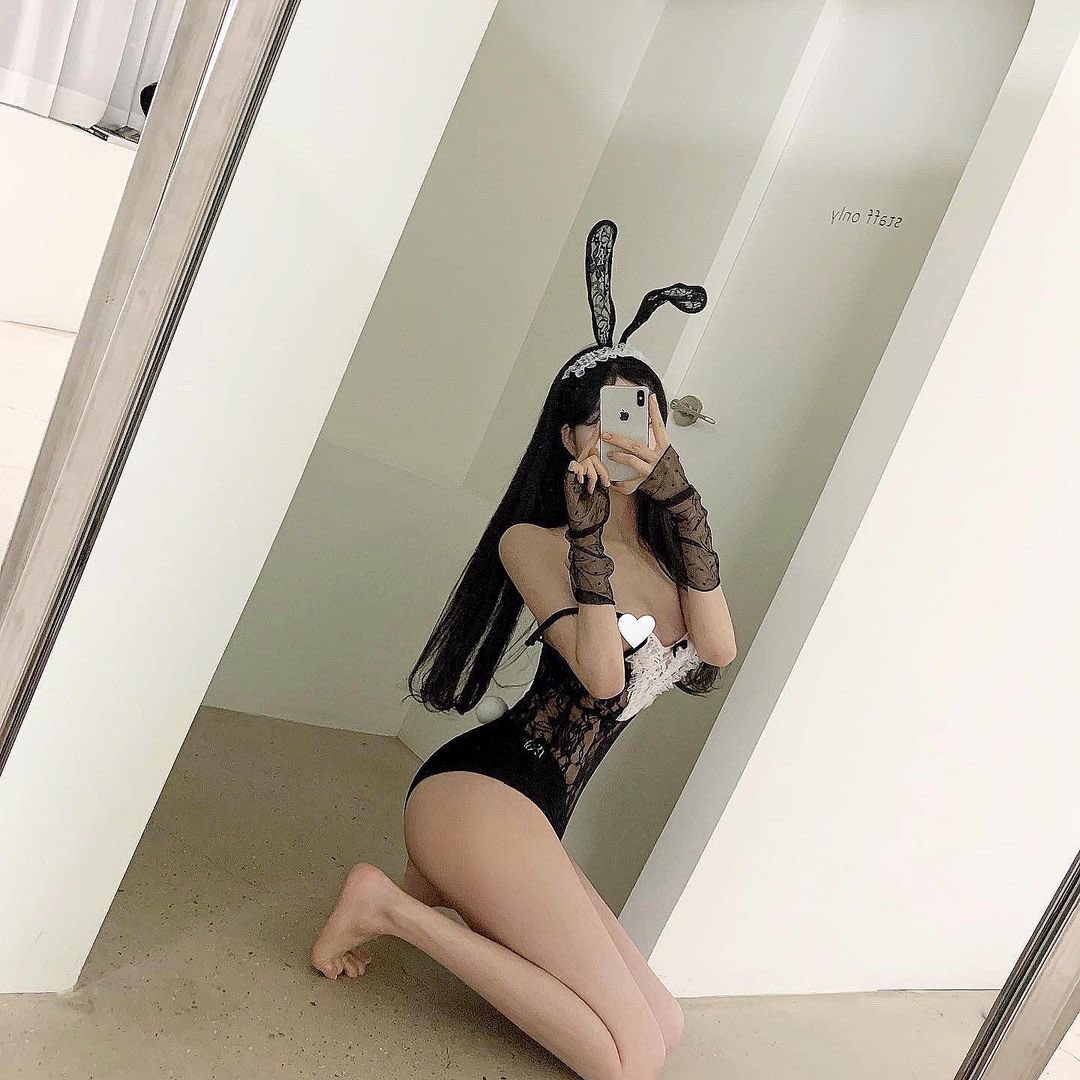 LauraGu12184672's tweet photo. 我可是小兔叽🐰 https://t.co/8WujVWrMVB