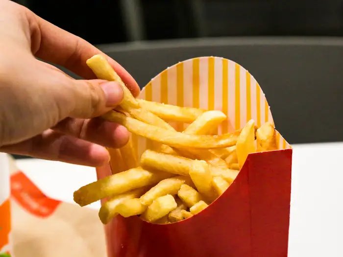 AbudiAlsagoff's tweet photo. Who will win? 

Fries mekdi atau fries kepci? https://t.co/pVn1CZFfOc