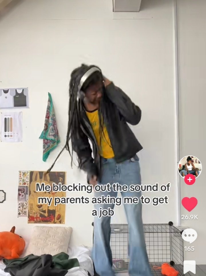 skibidibarbie's tweet image. #funemployed