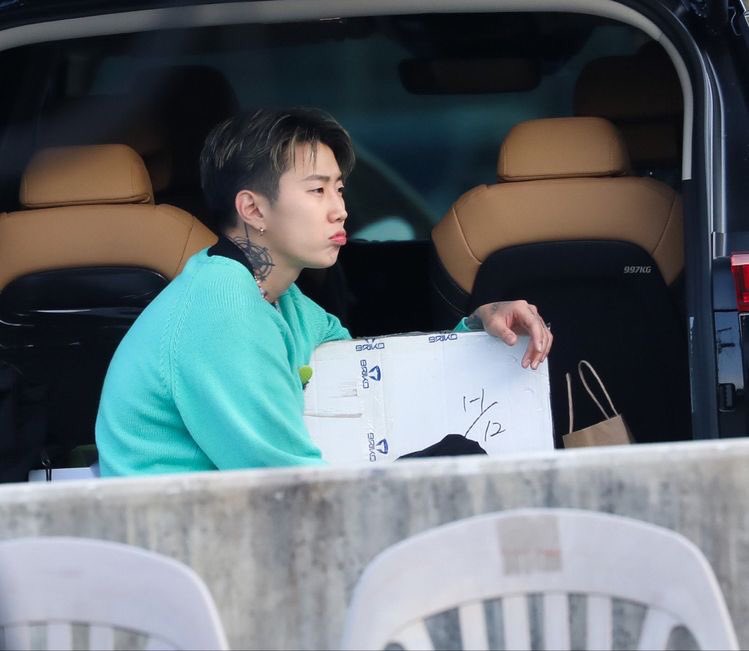 dailyjaypark's tweet photo. https://t.co/pI45E4npHX