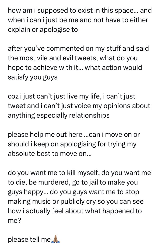 ramalokot's tweet image. Dear Lady Zamar

"I'm sorry 🇿🇦 for riding #AmINext wave on expense of Sjava's music career. I was hurt after his mother announced his wife on stage and regret having sex with him in a hotel in Thohoyandou" 

Regrettable sex isn't rape.