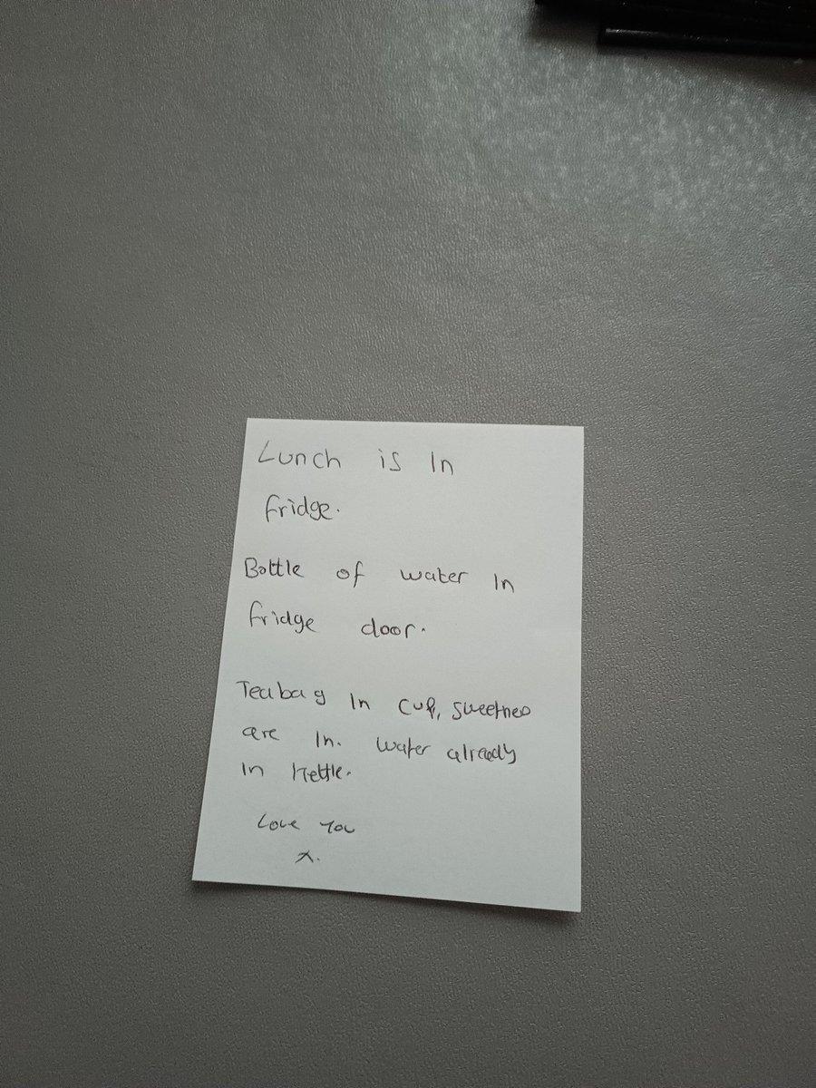 HarleyChilds's tweet photo. Definitely found my soul mate! My amazing partner leaves me little notes like this on a Monday when I wake up at 5 as Mondays is a Lincolnshire to Northampton travel day #otherhalf #compassion #looksafterme #onmywaytowork https://t.co/KTmMb66Y3S