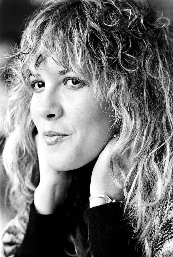 RT @crockpics: Stevie Nicks in Rotterdam, Netherlands, 1977. Photo by Barry Schultz. https://t.co/zx2LzIYTBN