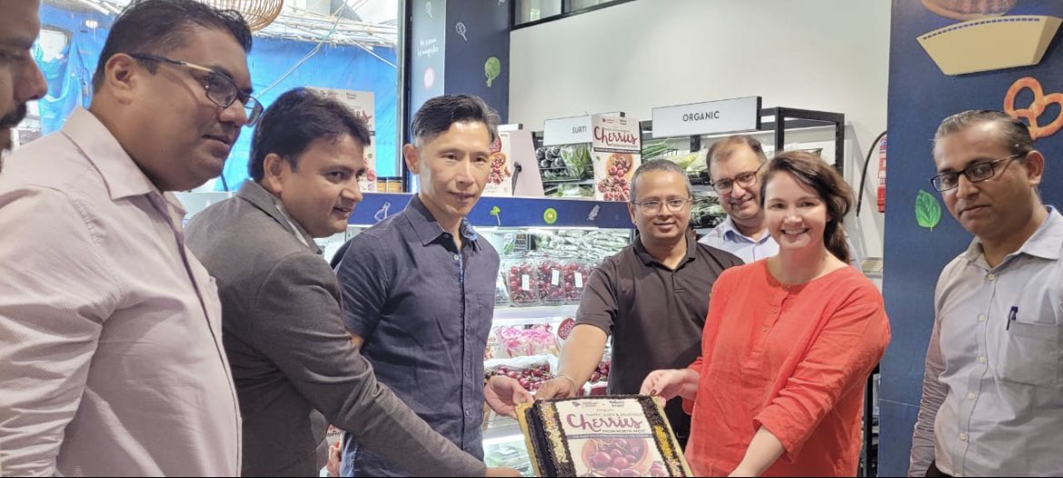 USDAIndia's tweet photo. #USDAIndia is thrilled to inaugurate a #USCherry retail promotion w/our Senior Agricultural Attaché Rhiannon Elms and Keith Hu from @NWcherrygrowers. Get ready to indulge in the juiciest & delicious #USCherries🍒 by nearest visiting @NaturesBasket @Benzerworld & @freshpik stores. https://t.co/a8OqdmDJPL