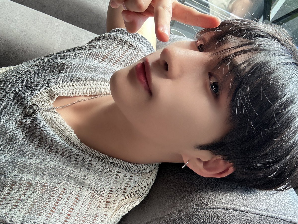 JUSTB_twt's tweet photo. [#임지민] 너무 재밌었어요 튀르키예🖤

#JUSTB #저스트비 #LIMJIMIN https://t.co/5tqVQd0hjA