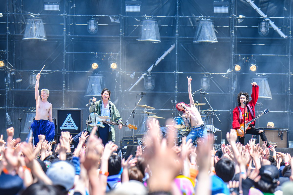 luckyfm_fes's tweet photo. 【#LuckyFes クイックレポート更新！】ハルカミライ
LuckyFes'23
WATER STAGE 7/17(月) 11:30～
▶︎https://t.co/0wauKUnCQg

@HarukamiraiInfo　#ハルカミライ https://t.co/ac9CUShngH