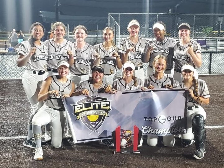 From LAST in our pool to the LAST team standing at the end! Our 16u/18u team battled relentlessly to capture the  <a href="/TopGunEvents/">Top Gun Events</a> Elite  18u Championship 🏆. 

Thank you <a href="/oakley/">Oakley</a> and <a href="/TopGunEvents/">Top Gun Events</a> for this opportunity to compete and investment in the game we love ❤️.   <a href="/drennies16/">SD Renegades 18u</a>