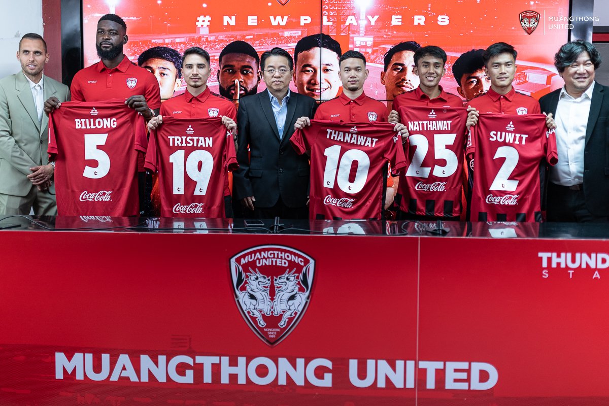 Muangthong United FC on Twitter to Muangthong United mtutd
