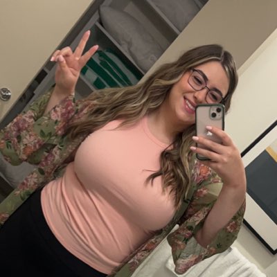 livilouboo's tweet photo. #NewProfilePic https://t.co/1H5sjiDRmI