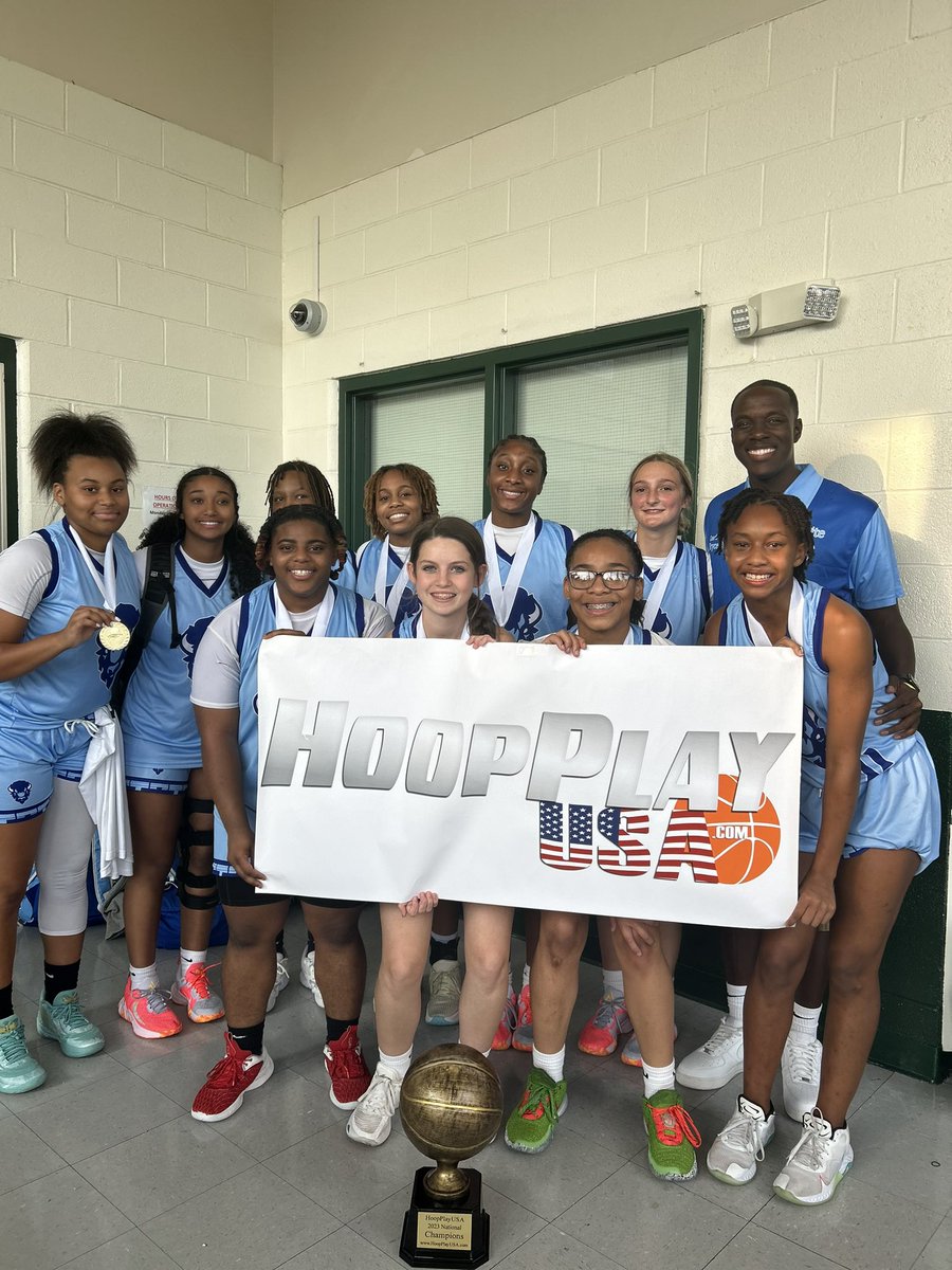 KeAsiaPearson3's tweet photo. BIGG nationals tournament in Conway, Ar ! me and my squad went 5-0 this weekend and won the ship !!  🏆🩵💙 
Here’s a few highlights and photos https://t.co/tDOqqasViV