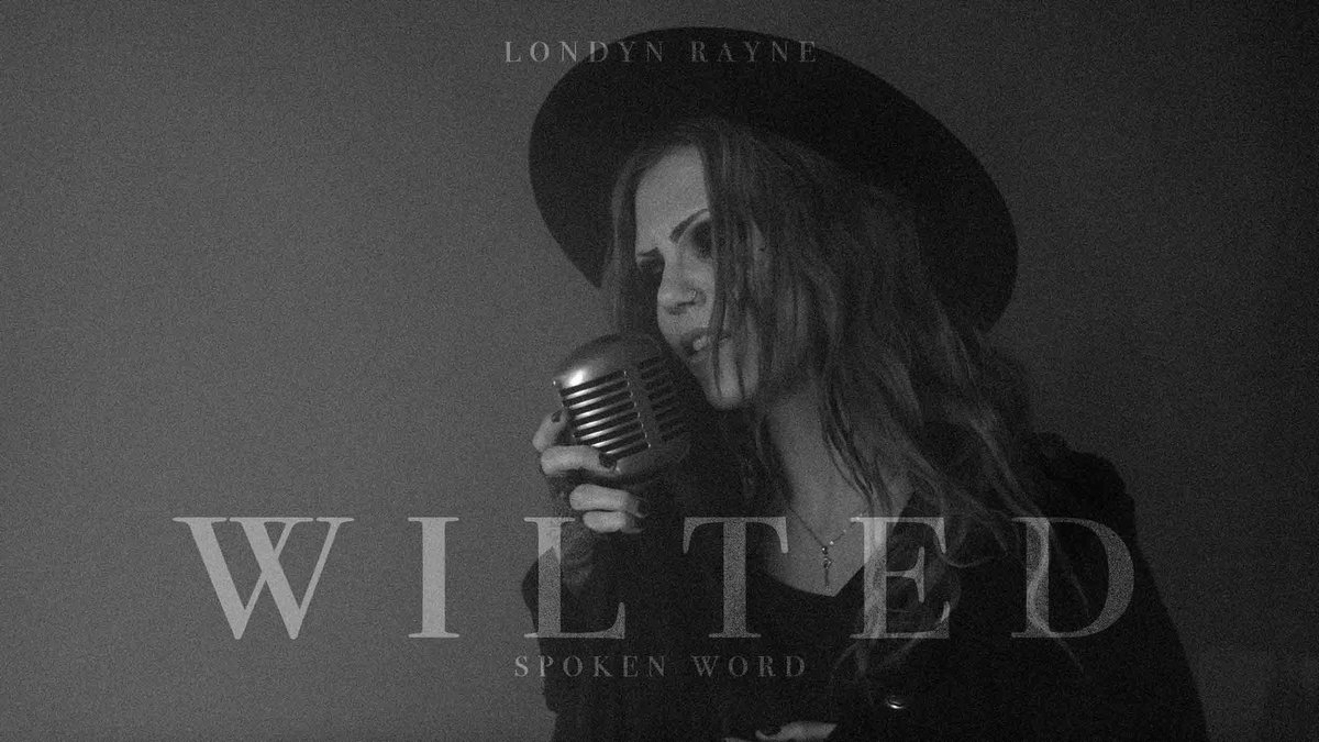 scarecrowrayne's tweet photo. “Wilted” #SpokenWord Performance Video 🥀

Watch here: https://t.co/pYvbQzf3PS https://t.co/l06YXUEfPI