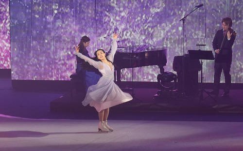 浅田真央さんの[BEYOND]にて演奏させて頂きました！浅田真央さん、スケイターの皆さんの素晴らしい演技に感動👍この機会を考えて頂いたBEYOND , @airweave_ の皆さん高岡会長に感謝です。