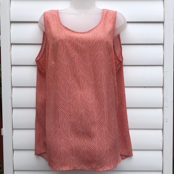 So good I had to share! Check out all the items I'm loving on <a href="/Poshmarkapp/">Poshmark</a> #poshmark #fashion #style #shopmycloset #louisvuitton #adidas #fadedglory: posh.mk/3OUi9xq2uBb