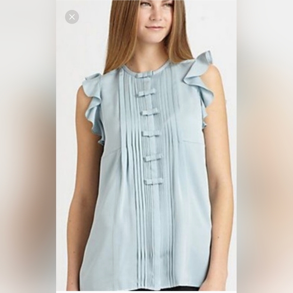 So good I had to share! Check out all the items I'm loving on <a href="/Poshmarkapp/">Poshmark</a> #poshmark #fashion #style #shopmycloset #dianevonfurstenberg #earthyoga: posh.mk/Gt8W70s2uBb