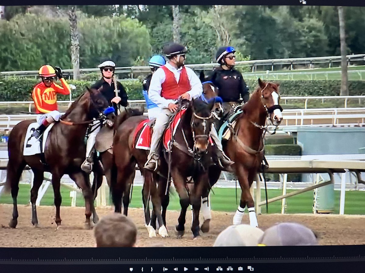 Amy Powell tweet media