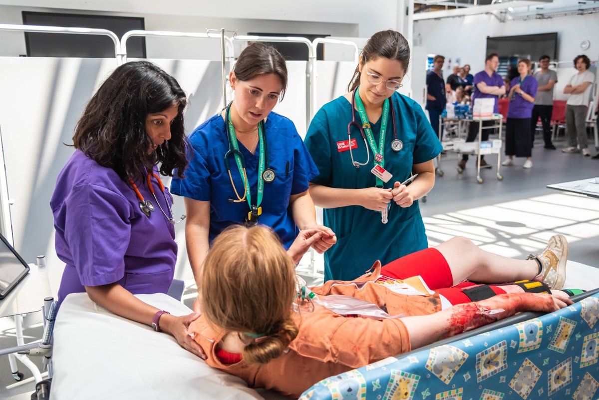 🚑 A little throwback to last month's Major Incident Simulation on campus. 🙌 It was amazing to be a part of this cross-discipline simulation exercise and we are so proud of every single student who took part!