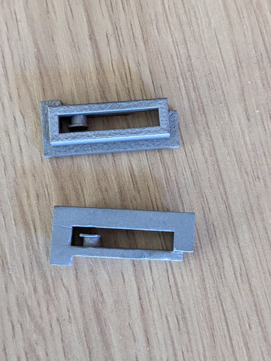 LinuxJedi's tweet image. I had @PCBWayOfficial 3D print these tiny pieces in steel. They are replacements for the swing door spring hooks in the #Acorn #RiscPC that always snap off.
They are strong and much heavier than they look!
Very happy with the results. I've several RiscPC slices to fix with these.