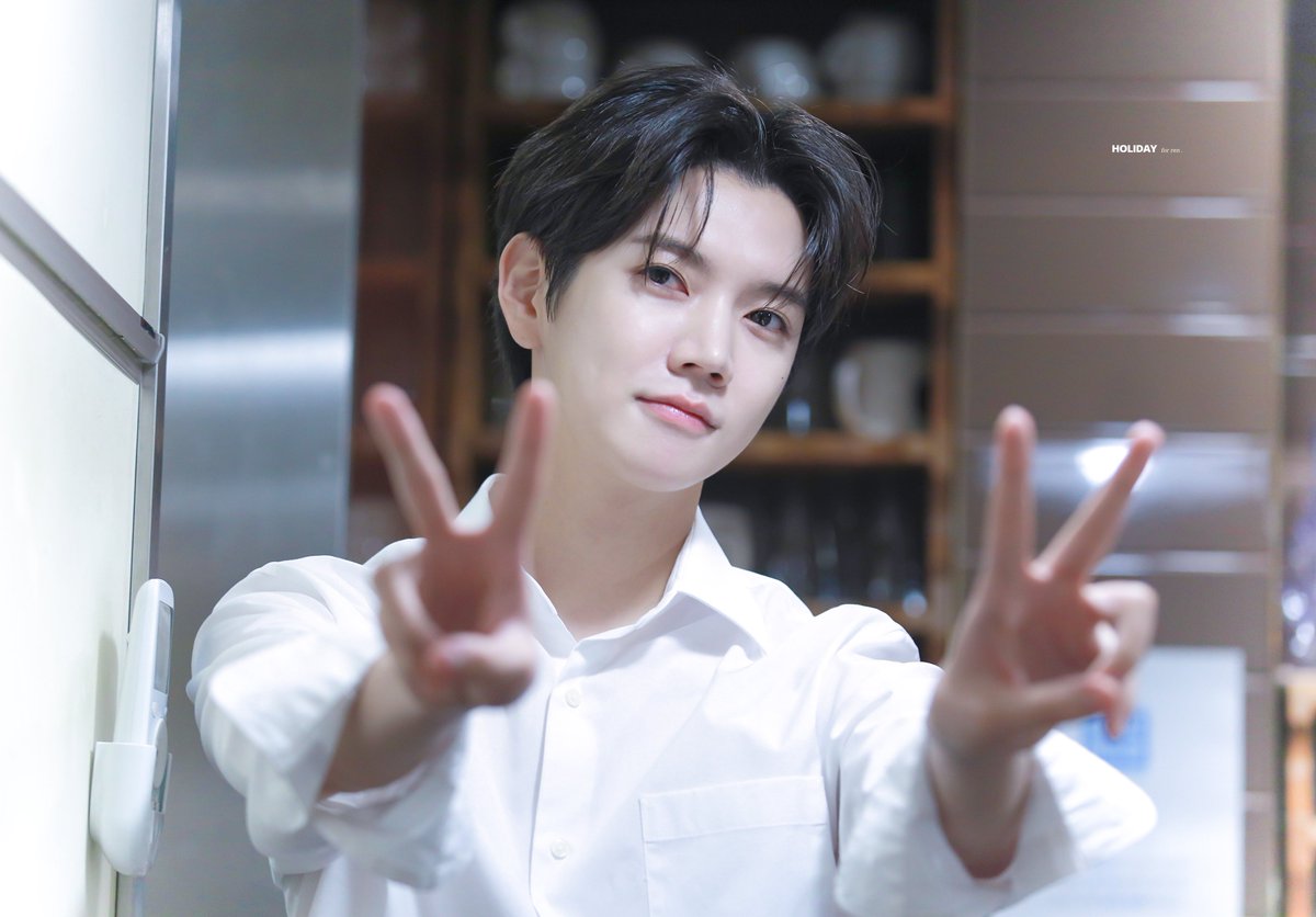 1103holiday's tweet photo. 230715 #렌 #최민기 #REN #レン

이케맨 사장님과의 카페 데이트 타래
천천히 이어집니다... https://t.co/kGAL3He20K