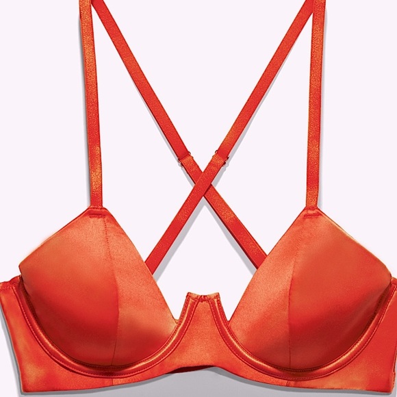 So good I had to share! Check out all the items I'm loving on <a href="/Poshmarkapp/">Poshmark</a> #poshmark #fashion #style #shopmycloset #thirdlove #asos #savagexfenty: posh.mk/MINdstItsBb