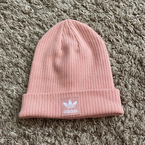 So good I had to share! Check out all the items I'm loving on <a href="/Poshmarkapp/">Poshmark</a> from @fa_marj #poshmark #fashion #style #shopmycloset #adidas: posh.mk/vWpI0PRnvBb