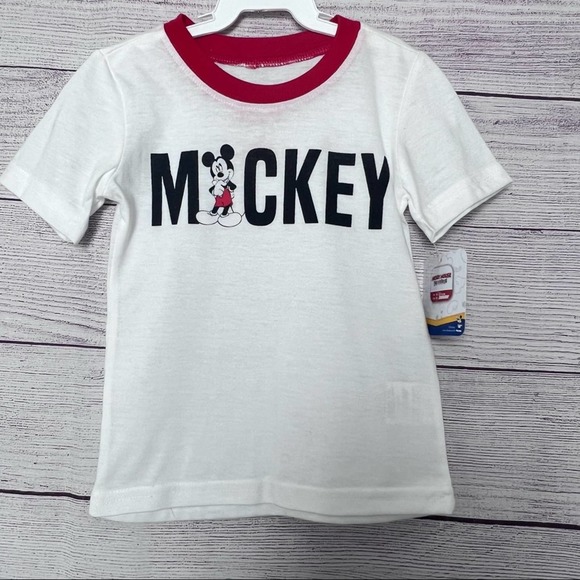 So good I had to share! Check out all the items I'm loving on <a href="/Poshmarkapp/">Poshmark</a> from <a href="/thriftylane289/">Thriftylane289</a> @PanseyGarner #poshmark #fashion #style #shopmycloset #worthington #converse #disney: posh.mk/7z9VsVTnvBb