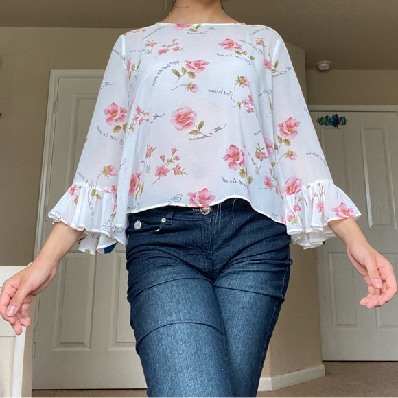 shop_ILAH's tweet photo. So good I had to share! Check out all the items I'm loving on @Poshmarkapp #poshmark #fashion #style #shopmycloset #forever21: https://t.co/xNgMdEJbqu https://t.co/PBRaeh27Rm