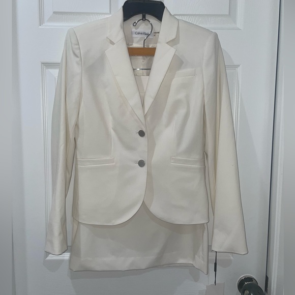 So good I had to share! Check out all the items I'm loving on <a href="/Poshmarkapp/">Poshmark</a> #poshmark #fashion #style #shopmycloset #vans #nike #calvinklein: posh.mk/Ku2HXaVnvBb