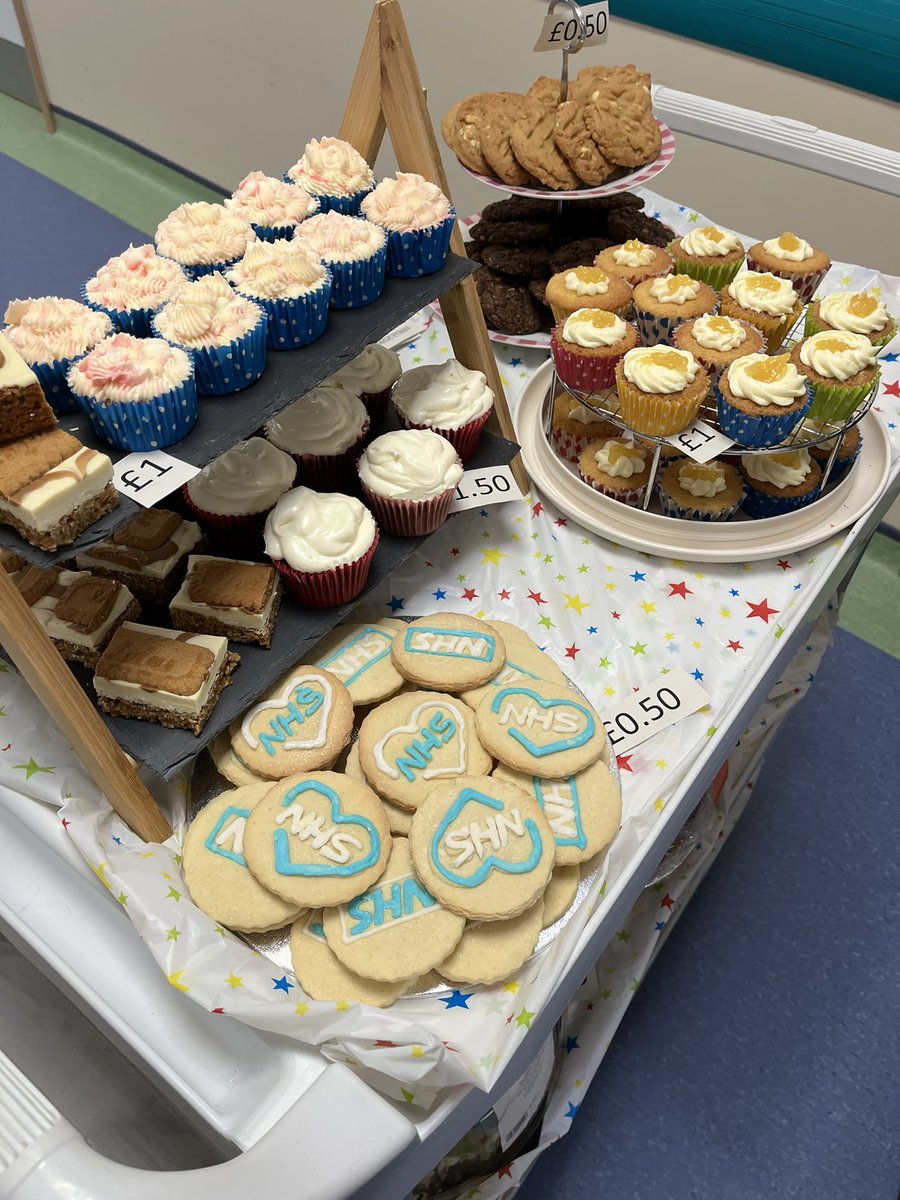Hazeljsw's tweet photo. C25 Cake Sale 
ENT Entrance today 
Raising money for patients on the  Head and Neck Unit 
@TeamNUH @nottmhospitals @MiriamMutize @laurenghoare https://t.co/Vyg4kiFMkm