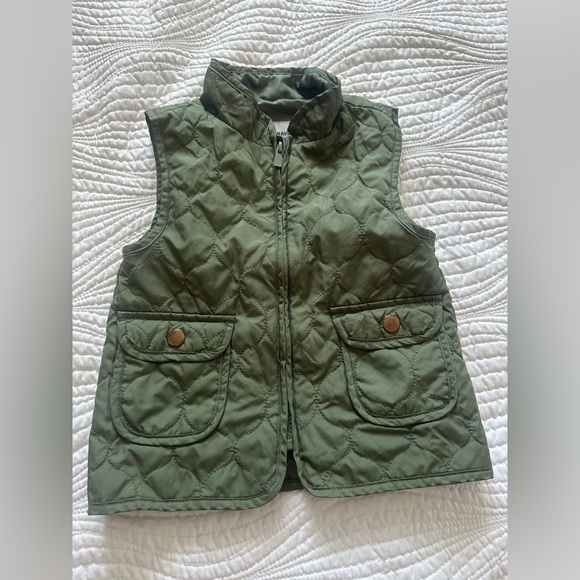 xobritx29's tweet photo. So good I had to share! Check out all the items I'm loving on @Poshmarkapp #poshmark #fashion #style #shopmycloset #dsquared2 #citizensofhumanity: https://t.co/afTvunHZzN https://t.co/H1oYEknXid