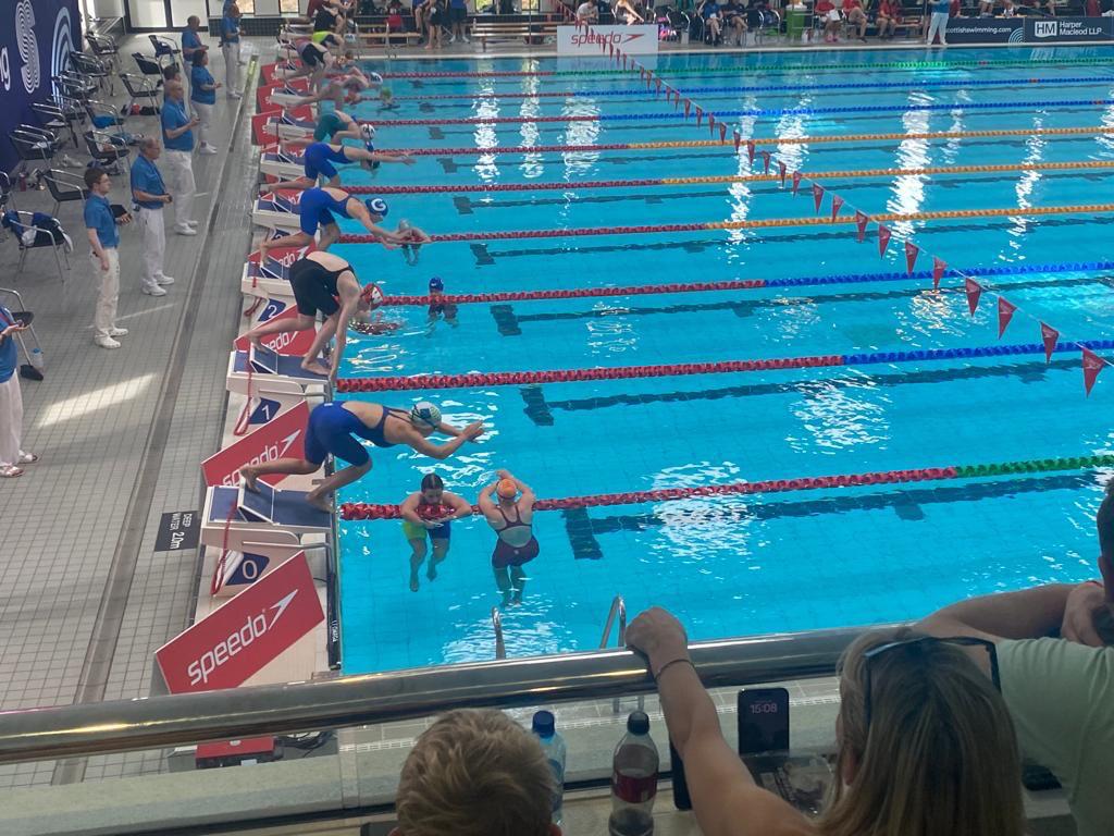 M&B Swimming Club tweet media