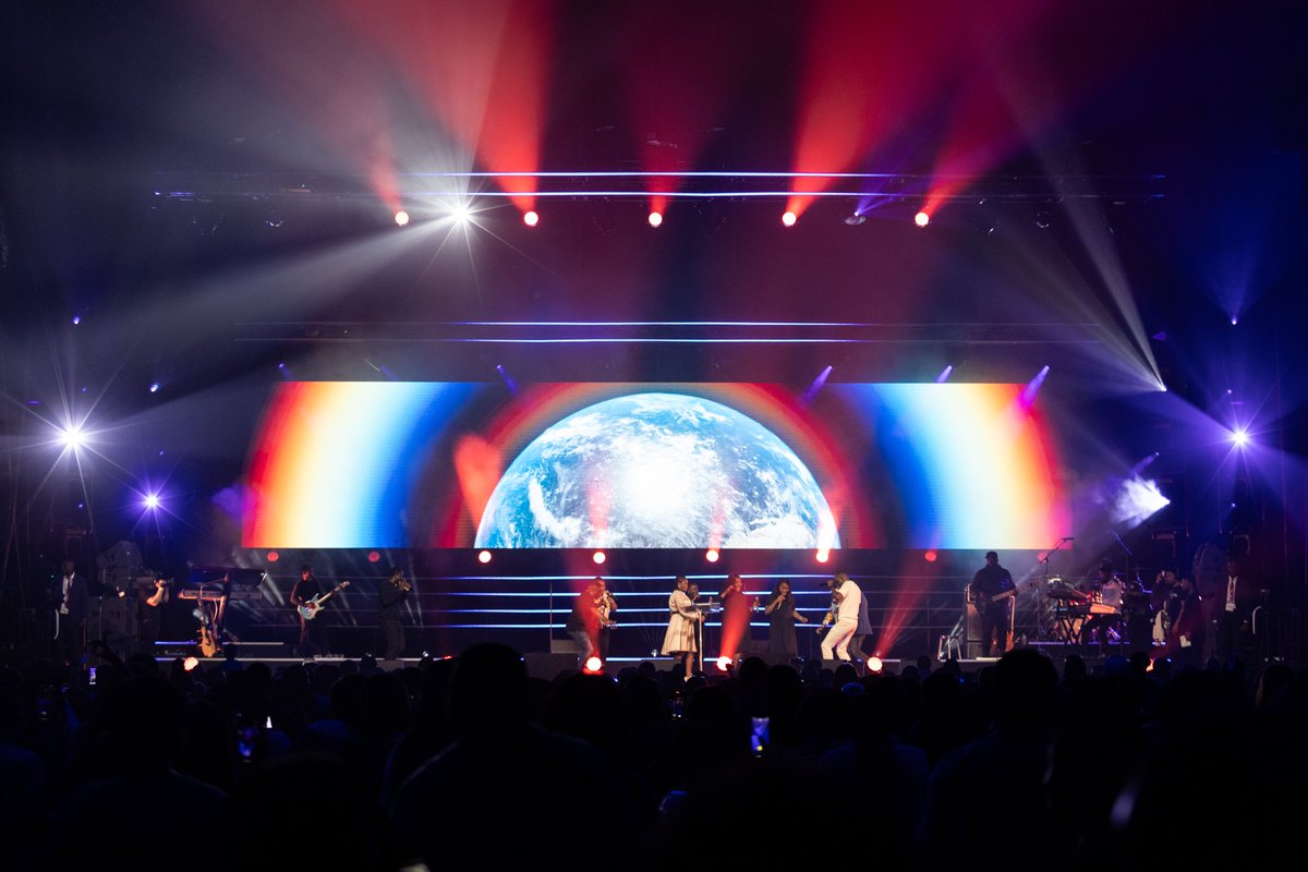 tsl_lighting's tweet photo. NLP London Conference 2023 | OVO Arena Wembley

Production: The Rite Collective
Production &amp; Lighting Design: @callum_gorniak
Lighting: TSL Lighting
Photos by @fitriatjandra &amp; @petejobson

#lightinghire #lightingrental #stagelighting #stagelights #showlighting #showlights https://t.co/GCz3Yq8MaM