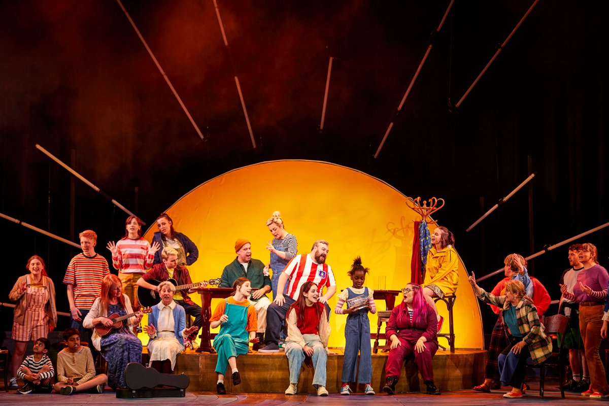 Sunderland Culture (@sundculture) on Twitter photo 🎭 Exciting News🎭
11 people from Sunderland will be performing as part of a full-scale musical production at <a href="/NationalTheatre/">National Theatre</a>!
Rehearsals have begun <a href="/FireStationSun/">The Fire Station</a> for the final episode of an epic multi-location production of The Odyssey. Read more: tinyurl.com/2p8bhk8z 🎭 Exciting News🎭
11 people from Sunderland will be performing as part of a full-scale musical production at <a href="/NationalTheatre/">National Theatre</a>!
Rehearsals have begun <a href="/FireStationSun/">The Fire Station</a> for the final episode of an epic multi-location production of The Odyssey. Read more: tinyurl.com/2p8bhk8z