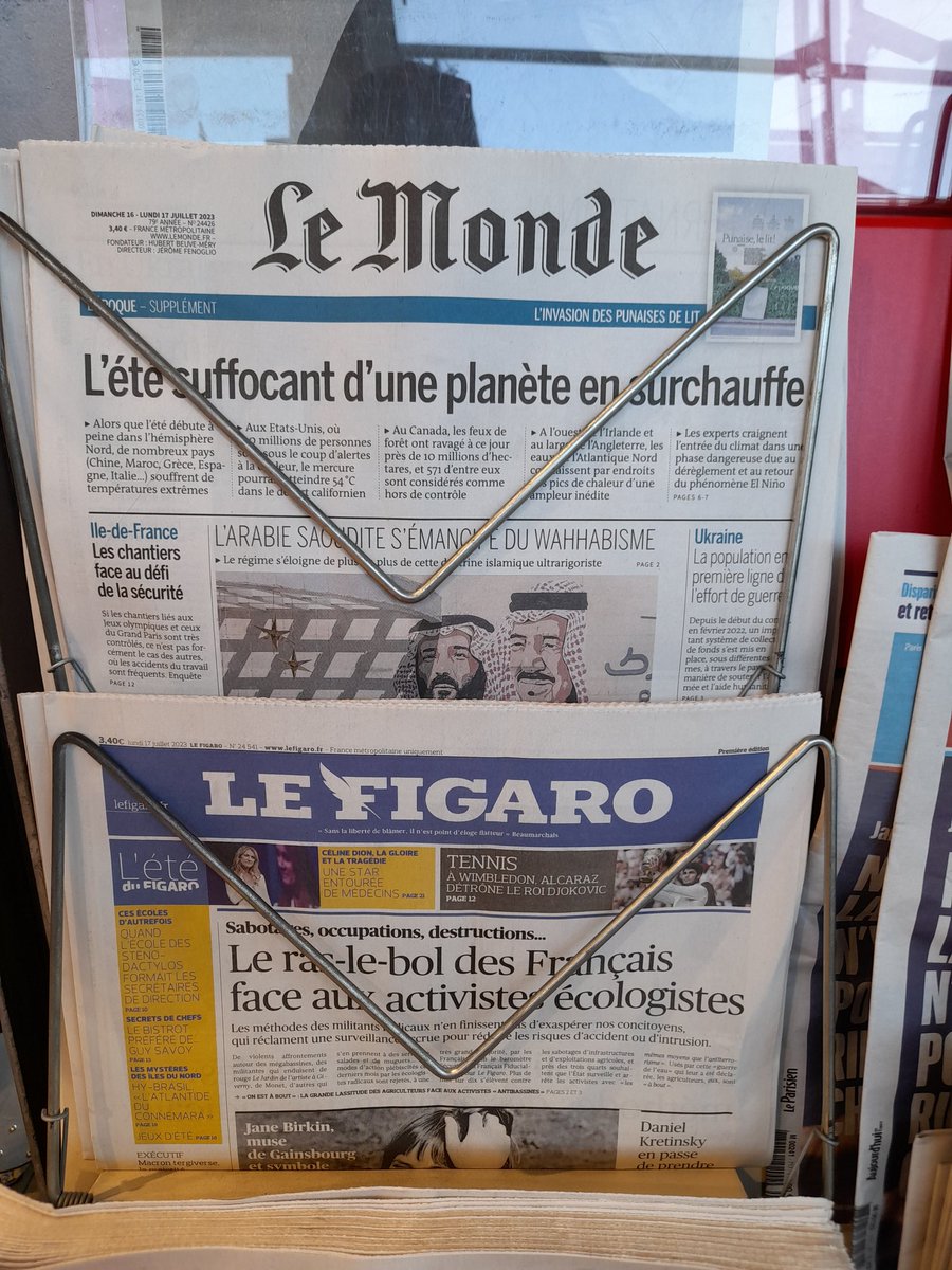 Deux journaux, deux ambiances.

Changez rien <a href="/Le_Figaro/">Le Figaro</a>, continuez à détourner l'attention au lieu de responsabiliser vos lecteurs, l'Histoire saura reconnaître les chantres du climatoscepticisme.