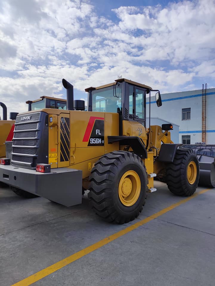 DmwEngLTD's tweet photo. No matter the task, our wheel loaders will give positive result and high productivity rate. For more information on the machinery and to get a quote, kindly visit https://t.co/erDc5HH3eJ - https://t.co/zjhkMSgx06 #heavyequipment #construction #machinery #wheelloader #payloader https://t.co/T6AaYvKtzW