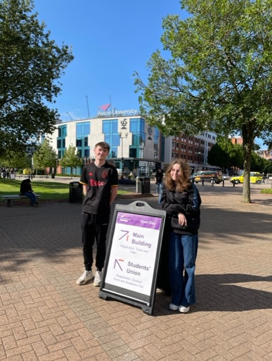 barrbeaconsch's tweet photo. As our Year 12 students continue to prepare for their future steps, they visited the Open Day at Aston University.  They experienced a taste of life at university through attending lectures in a variety of subjects...🎓

Read more: https://t.co/GKk1iRqclv

#ProudToSucceed https://t.co/3uYkYEQdov