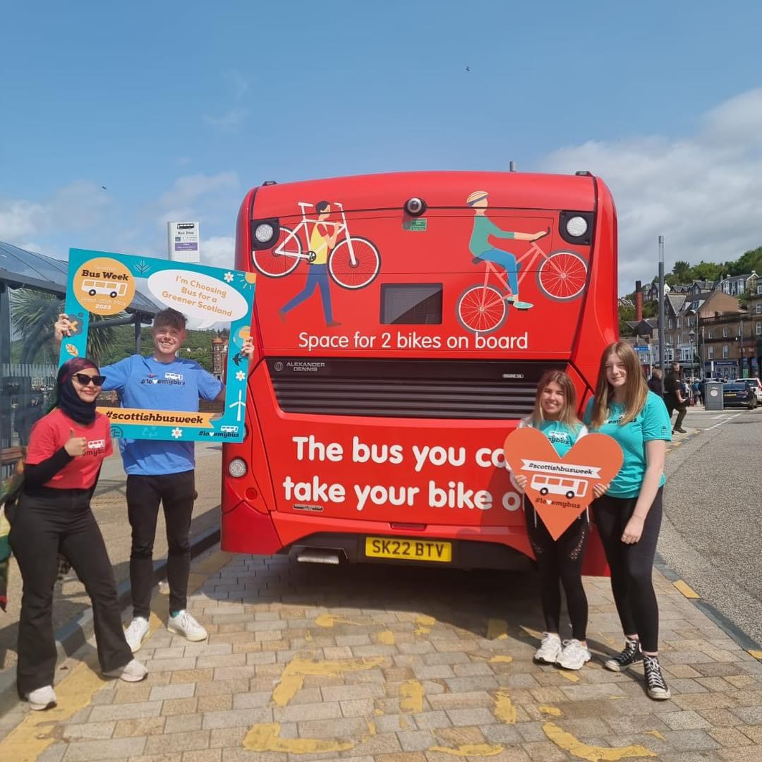 lovemybus_'s tweet photo. Throwback to our launch of #ScottishBusWeek back in May - we spent the day in #Oban with @westcoastbuses promoting #active travel with #WalkCycleBus 🚍

#lovemybus #ThrowbackThursday #ChooseBus #BusForFuture https://t.co/pDjm8kfEqs