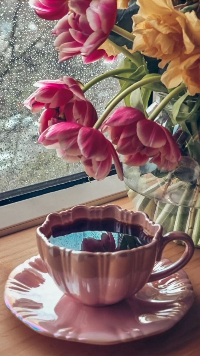 Great Monday 😊
Wish you a dazzling,successful new week ahead, everyone👫❤️💼💰📚🧁🍨♟️🛍⚡️