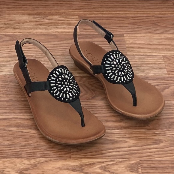 So good I had to share! Check out all the items I'm loving on <a href="/Poshmarkapp/">Poshmark</a> #poshmark #fashion #style #shopmycloset #louisvuitton #nike #soulnaturalizer: posh.mk/BJ9brl36uBb