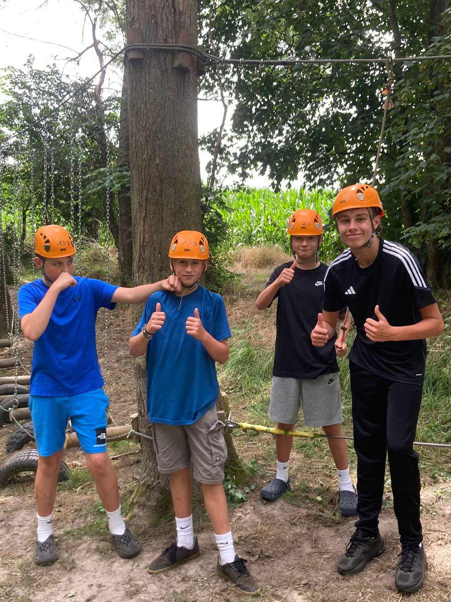 After the market yesterday the pupils
enjoyed more activities! <a href="/dwryfelin/">@dwryfelin</a> <a href="/ManorAdventure/">Manor Adventure</a> #teambuilding #problemsolving #resilience #france2023 #mfldepartment #DyfMfl #outdoor #outdooractivities #dwryfelin #manoradventure